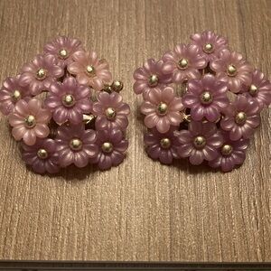 Vintage lavender plastic floral cluster clip on earrings